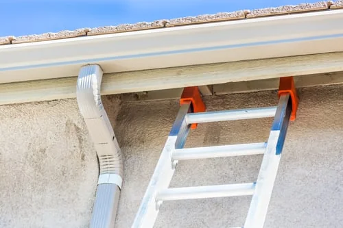 Gutter Installation & Cleaning